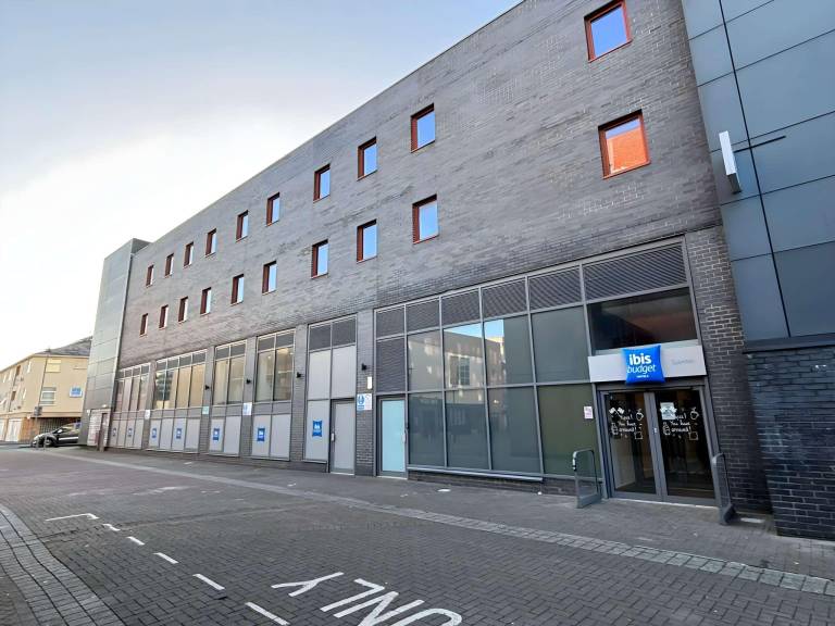 Ibis budget Swindon in Swindon