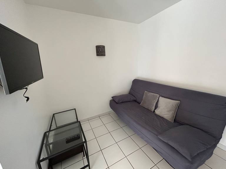 Holiday apartment with 2 rooms for 6 persons — photo 5