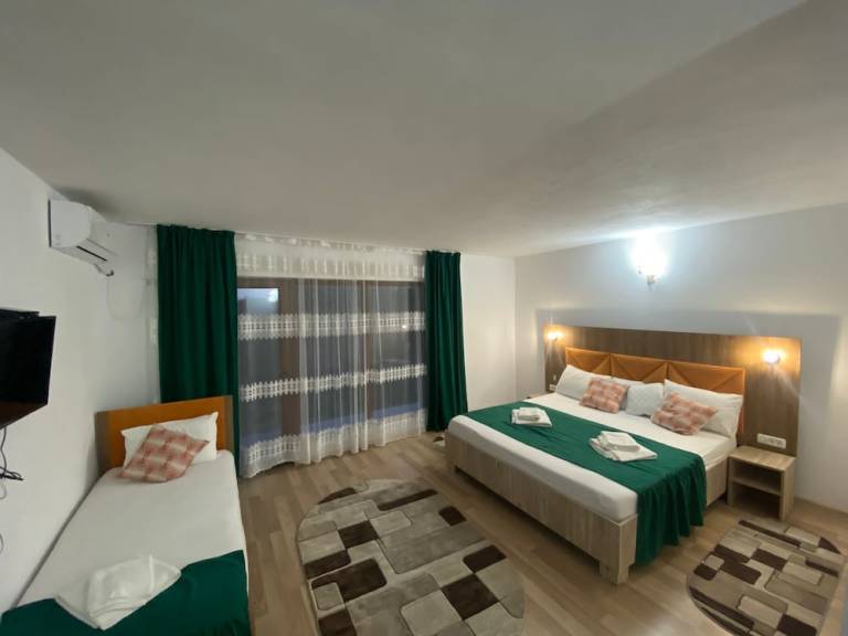 Bed and breakfast  Sarinasuf