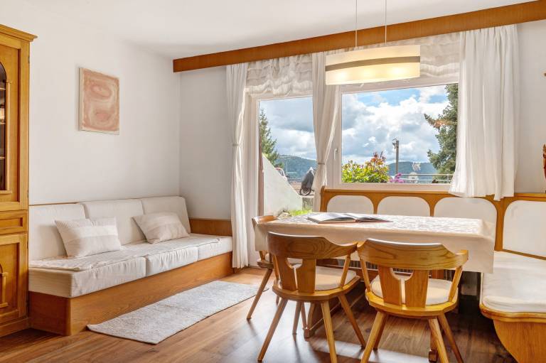 Holiday Apartment 'Stuflesser' with Mountain View, Private Terrace and Shared Garden in Villandro