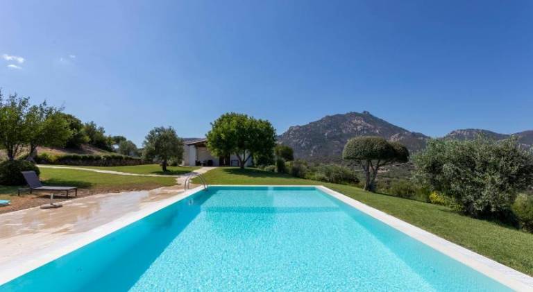 Villa with pool | Pet-friendly — photo 3