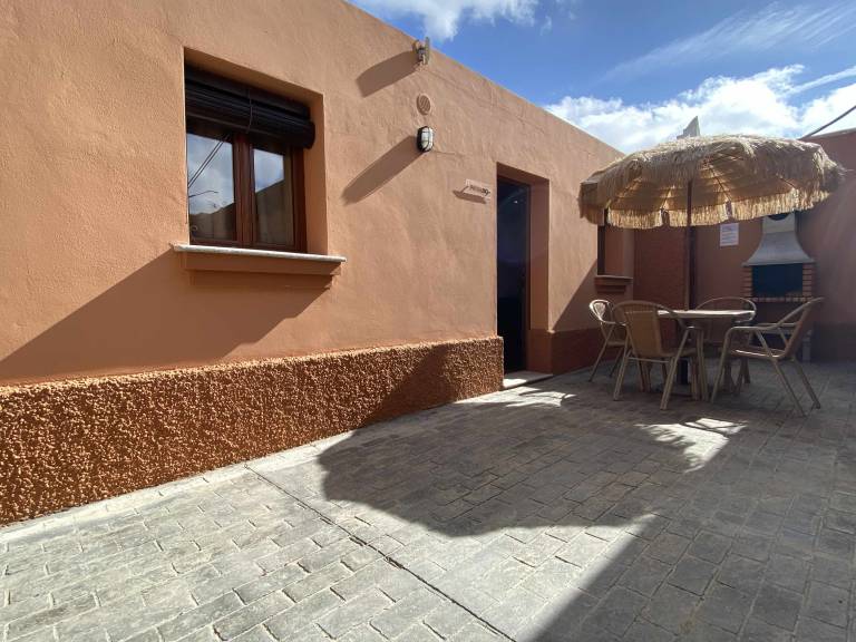 Beautiful apartment with grill & pool | Beach view | Next to the beach | Dogs allowed — photo 4