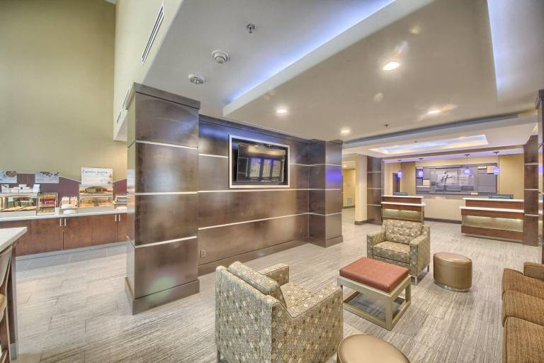 Holiday Inn Express Carrizo Springs By IHG — photo 5