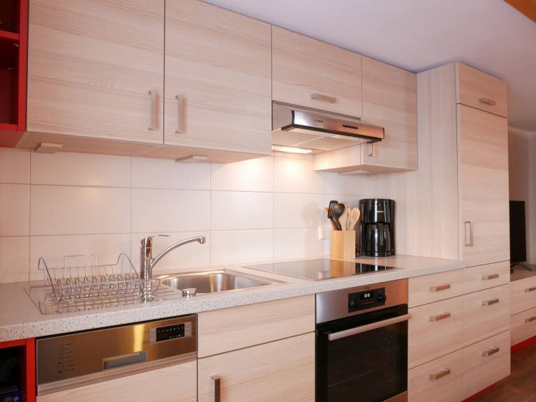 Family-friendly charming apartment with barbeque & yard | Garden view | Good for workation | Pets are welcome — photo 5