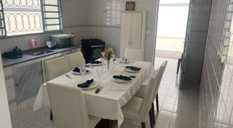 Seu refugio com tres quartos e garagem gigante — photo 3
