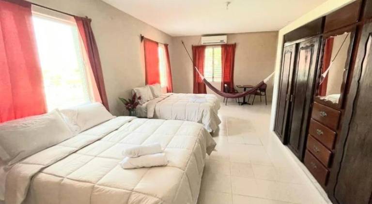 ARNOLD'S GUEST HOUSE — photo 2
