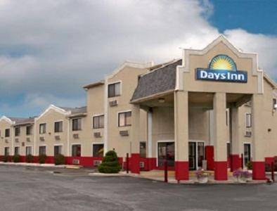 Days Inn by Wyndham Effingham — photo 3