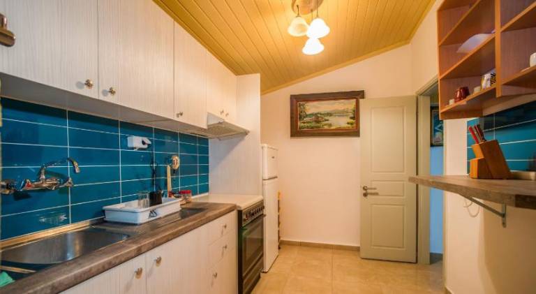 Villa with patio & grill | Next to the beach | Perfect for remote work | Pets allowed — photo 5