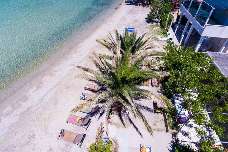 Rental apartment with terrace & BBQ | Sea view — photo 4