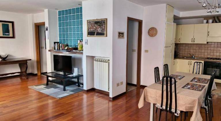 Apartment with 2 rooms for 4 persons — photo 2