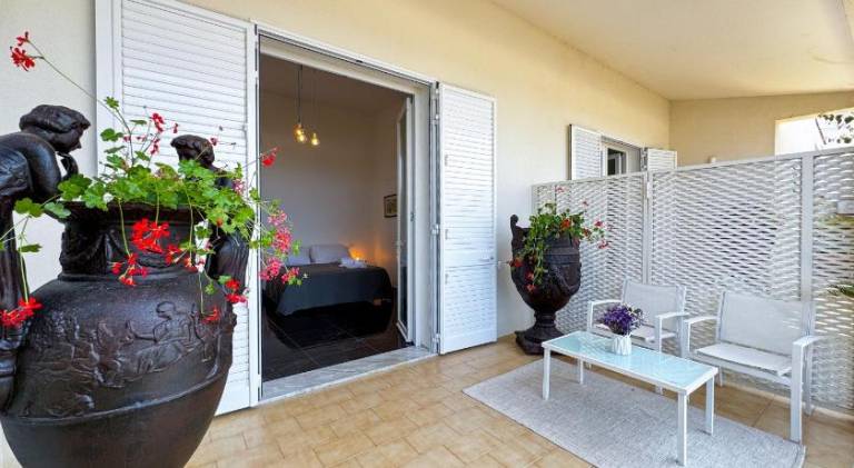 Villa Nauna - Beachfront Villa with Garden & Sea-View Terrace Santa Caterina - Marea Stays Collectio — photo 2