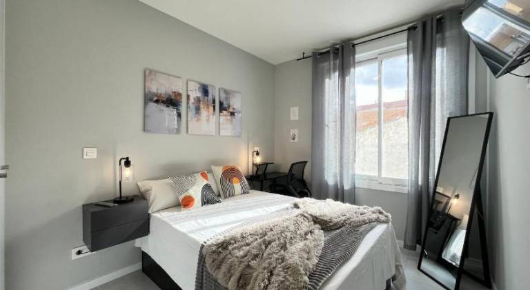 Rental apartment with 1 room for 2 persons in Madrid