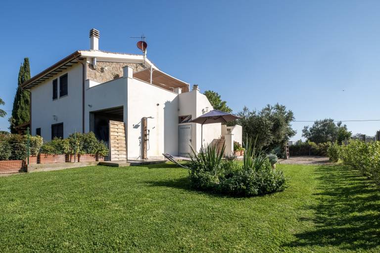 Casa  Pescia Romana