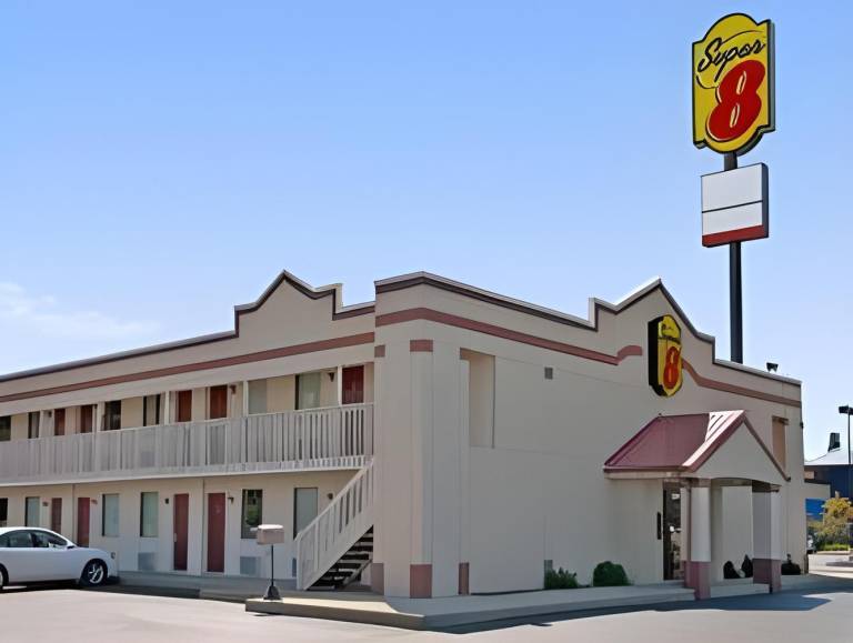 Super 8 by Wyndham Lafayette / Purdue Area in Lafayette, IN
