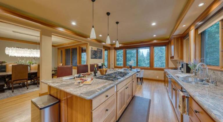 Cedars at Palisades by AvantStay Hot Tub Resort Access and Mountain Views — photo 4