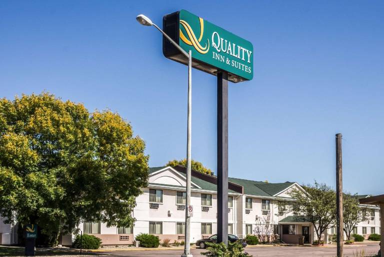 Quality Inn & Suites Sioux Falls South in Sioux Falls, SD