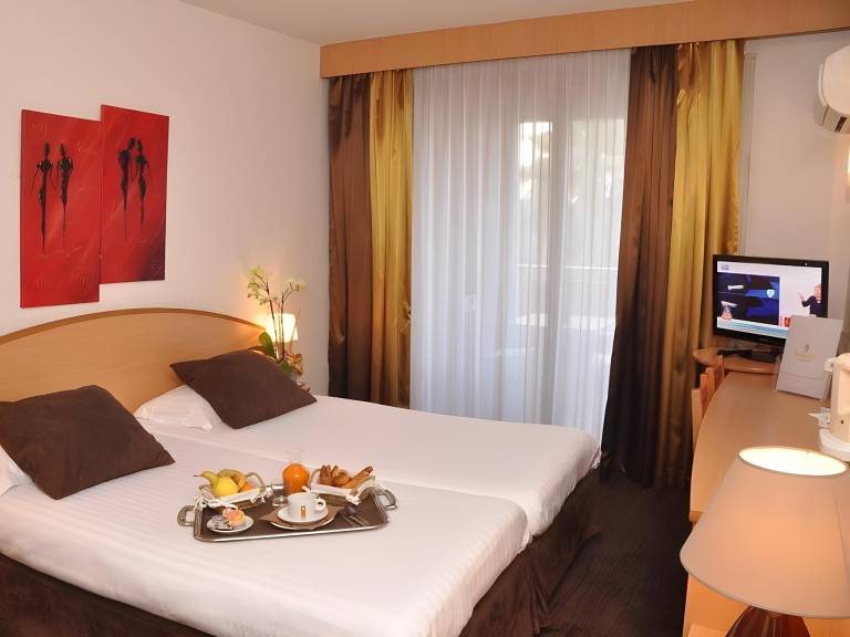 Promotel Hotel in Colomars