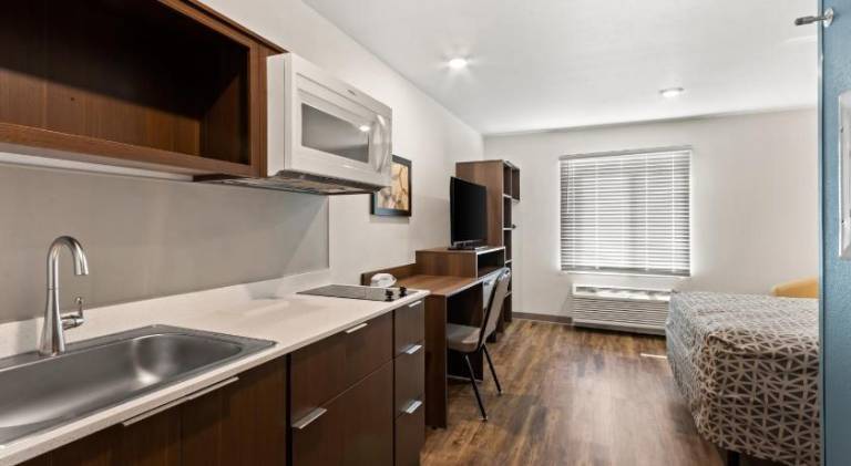 WoodSpring Suites Tolleson - Phoenix West — photo 4