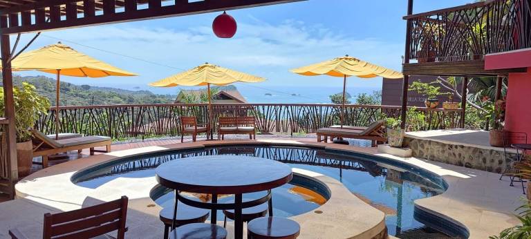House Manuel Antonio