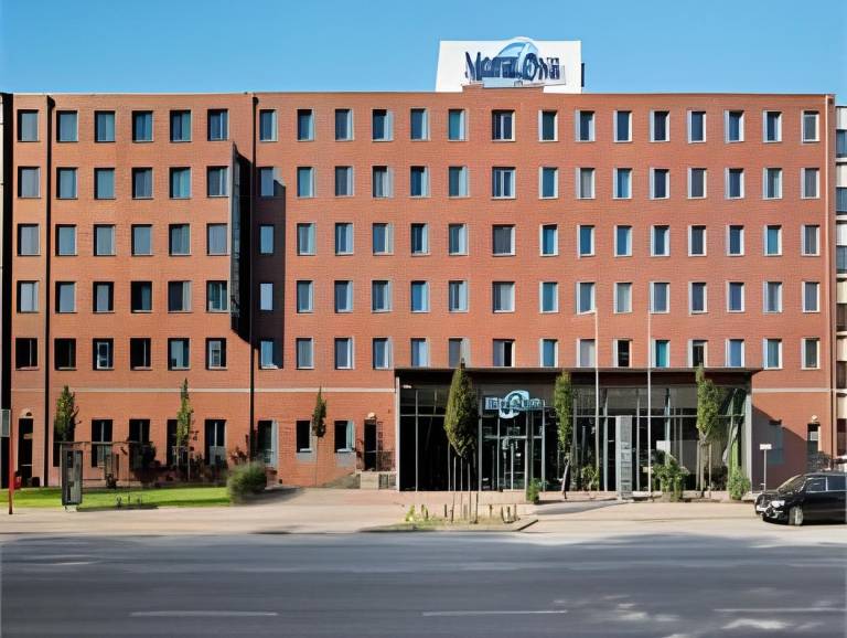 Motel One Hamburg-Altona in Hamburg