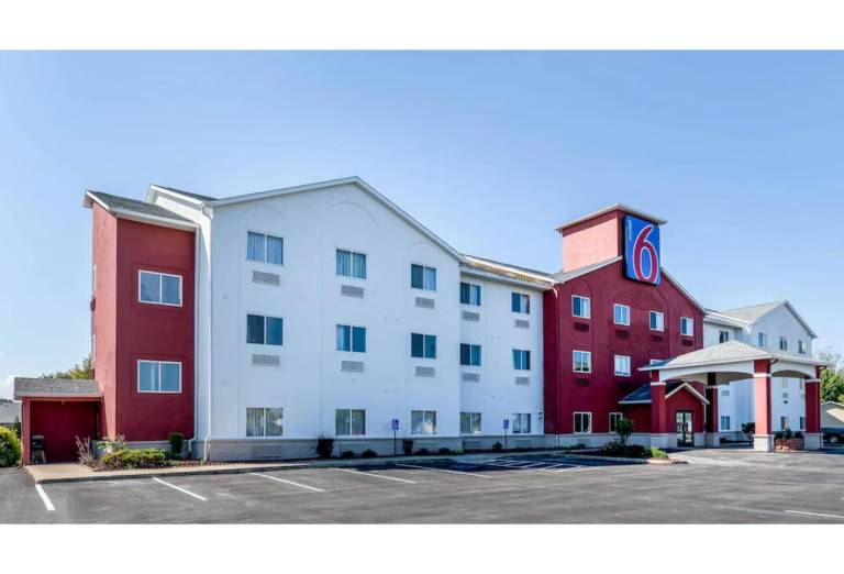 Studio 6 Indianapolis, IN – Southport in Marion, IN