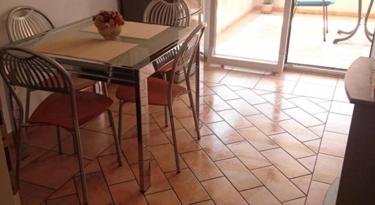 Charming holiday apartment with jacuzzi | Pets allowed — photo 2