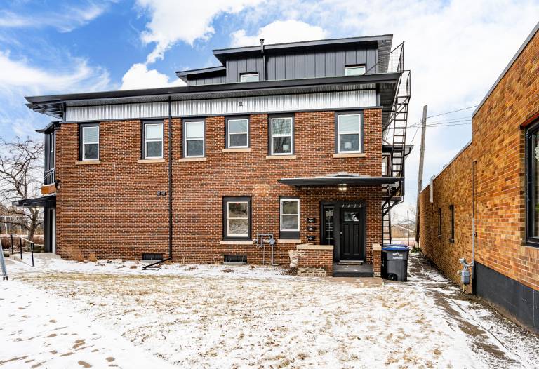 Lakeside Studio Minutes from Downtown Duluth