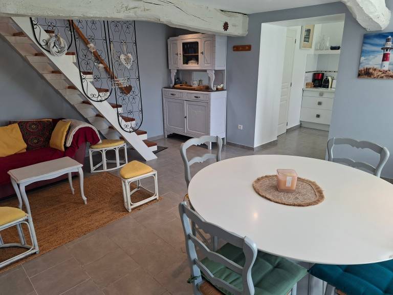 Children-friendly wonderful vacation home with patio, garden & fast internet | Garden view | Perfect for remote work | Pets are welcome — photo 5