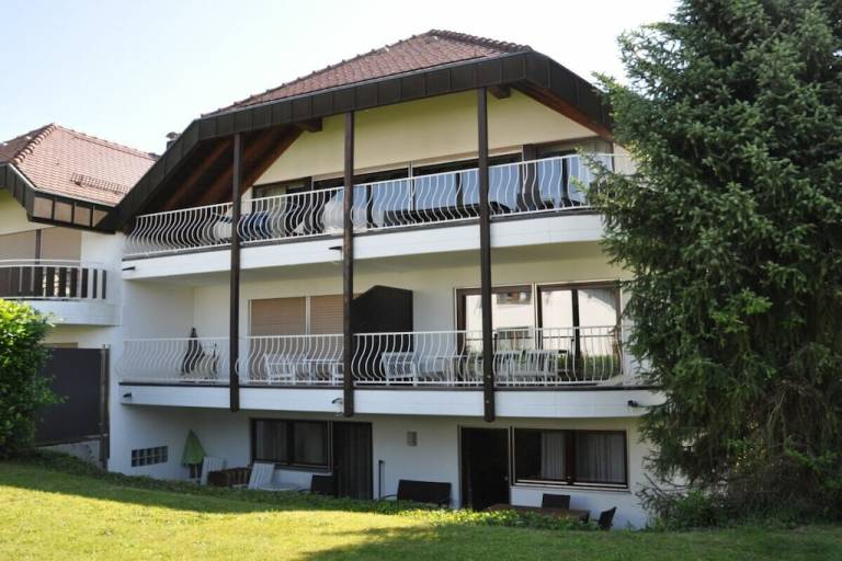 Ferienhaus mit Hund in Langenargen, Kressbronn am Bodensee fuer max. 4 Personen