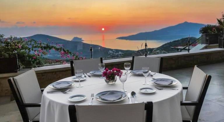 Fully equipped villa with hot tub, barbeque & private pool | Good for workation | Pet-friendly — photo 3