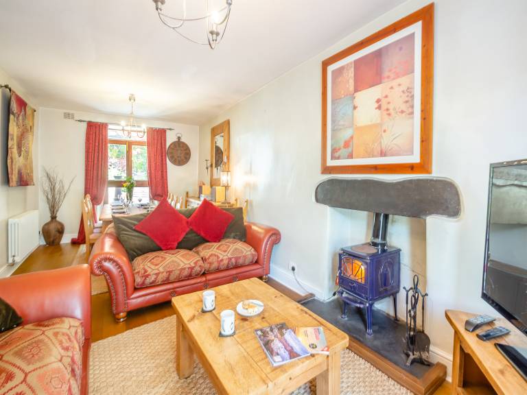 Children-friendly cottage with garden & terrace | River view | Pets allowed — photo 4