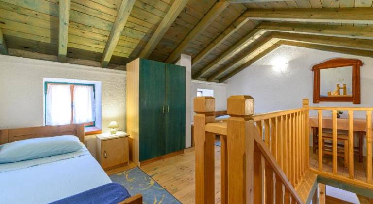Rental apartment with 2 rooms for 4 persons — photo 2