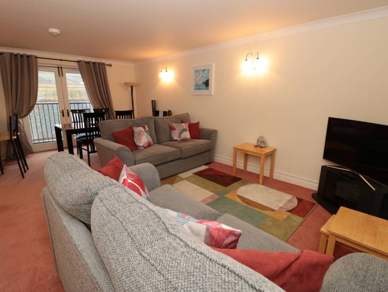 Cottage with 2 rooms for 4 persons — photo 3