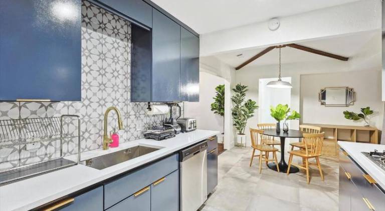 House with pool | Pet-friendly — photo 4