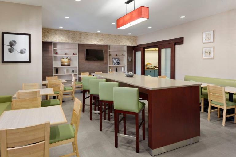 Country Inn & Suites by Radisson, Brunswick I-95, GA — photo 2