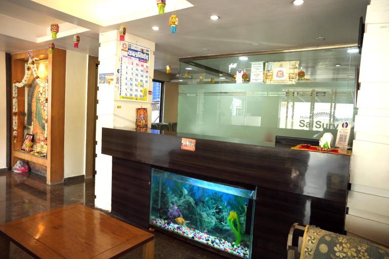Hotel Sai Surya in Rahata