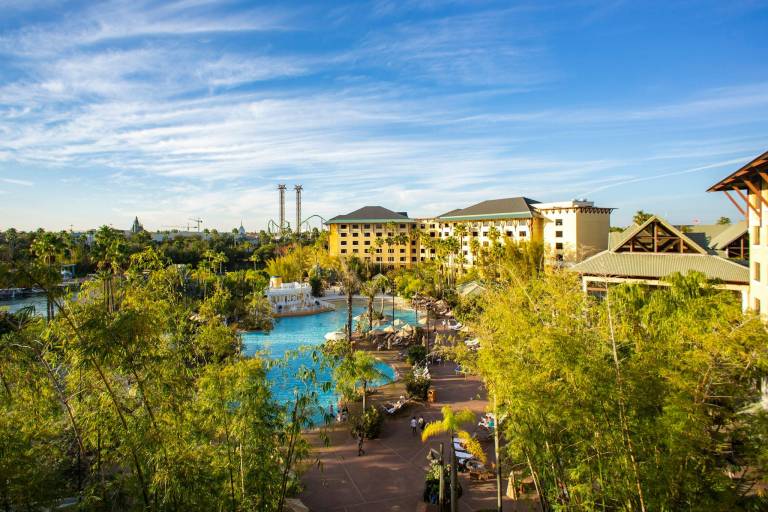 Universal's Loews Royal Pacific Resort — photo 3