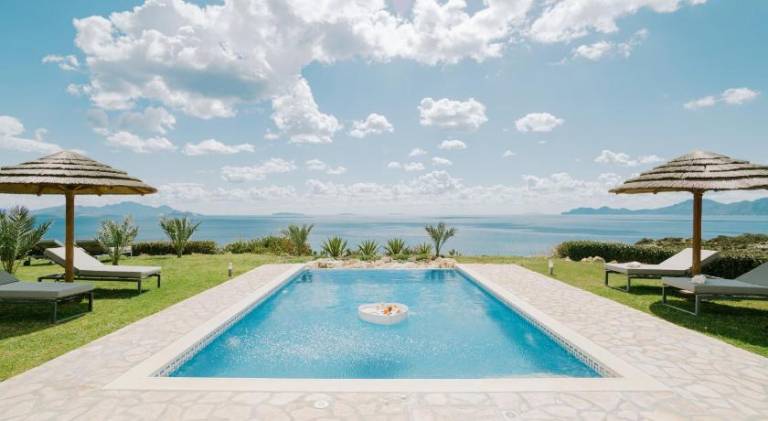 Villa with BBQ, pool & jacuzzi — photo 5