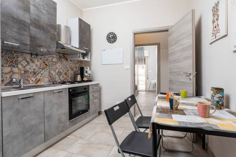 Apartment 'Holiday Home Castello' with Sea View, Wi-Fi and Air Conditioning — photo 4