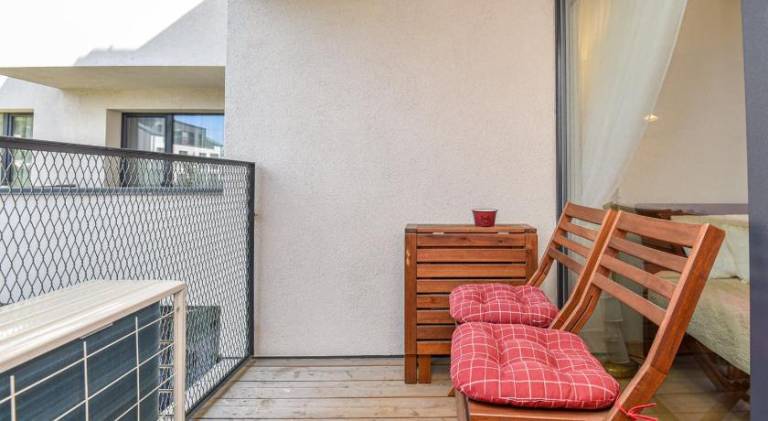 Holiday apartment with pool — photo 5