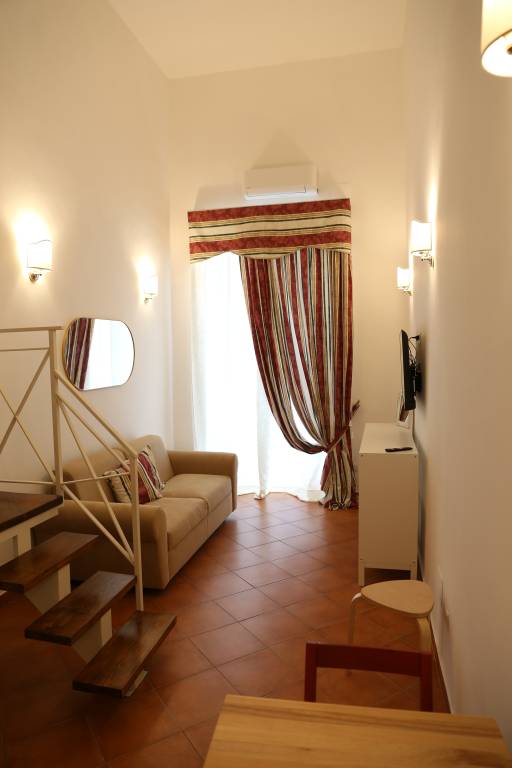 Rental apartment | Close to Piazza del Plebiscito — photo 3
