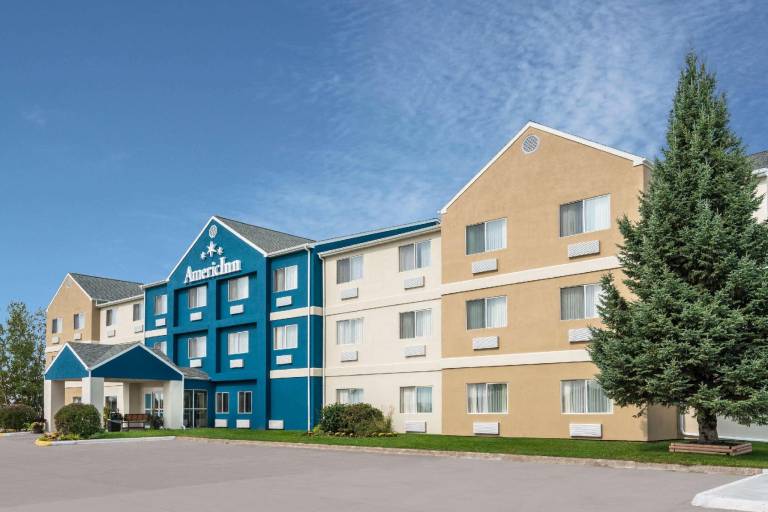 AmericInn by Wyndham Duluth in Duluth, MN