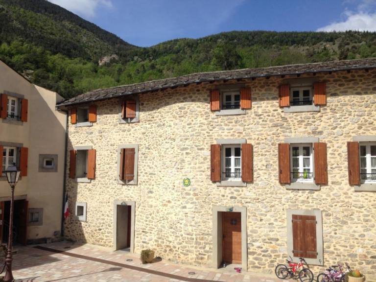 Gîte  Nyer