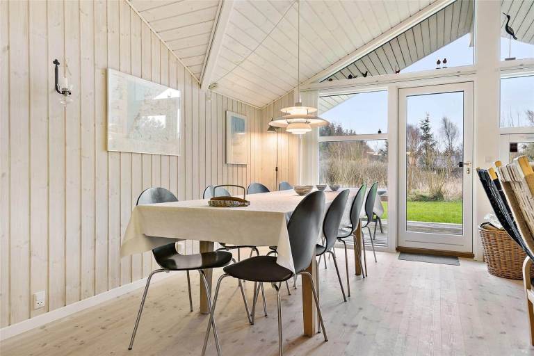 Vacation home with barbecue & terrace — photo 4