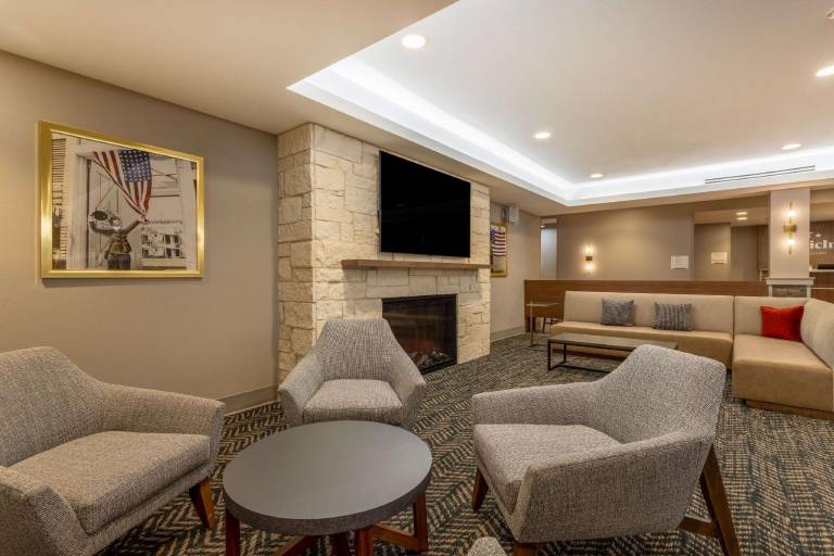 AmericInn by Wyndham San Angelo — photo 2