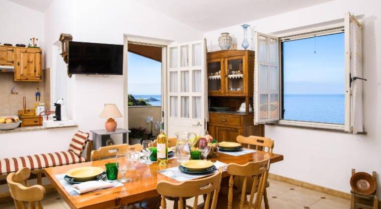 Holiday apartment with 2 rooms for 4 persons in Oristano
