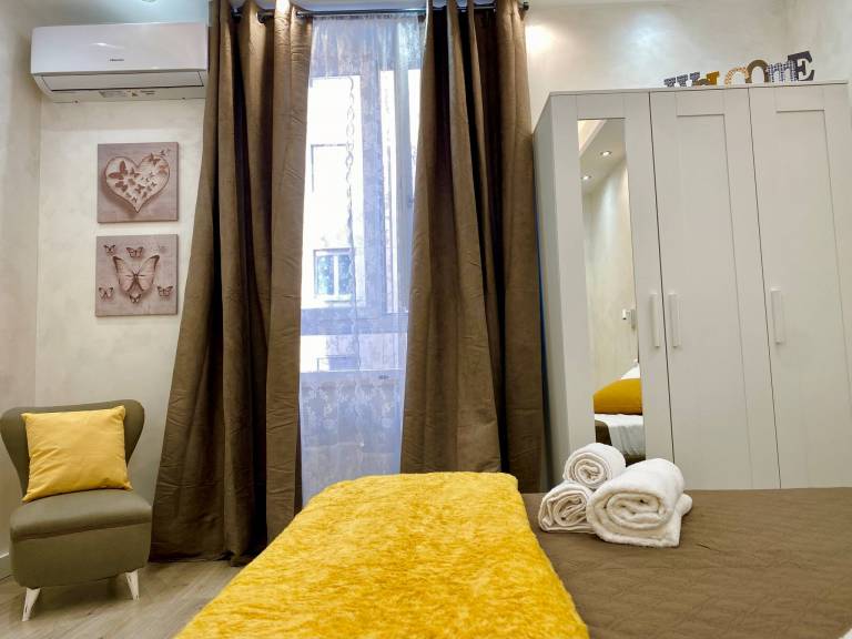 Apartment near the Colosseum, with metro line A a 2 minutes walk away — photo 5