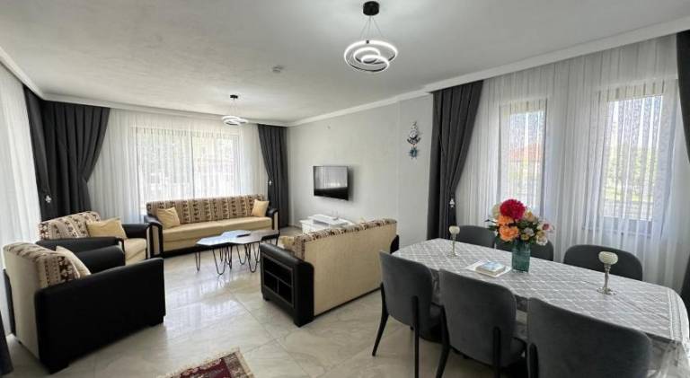 Villa with garden, private pool & patio — photo 2