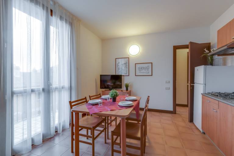 Family-friendly rental apartment with yard | Mountain view | Beach nearby | Pets are welcome in Porlezza