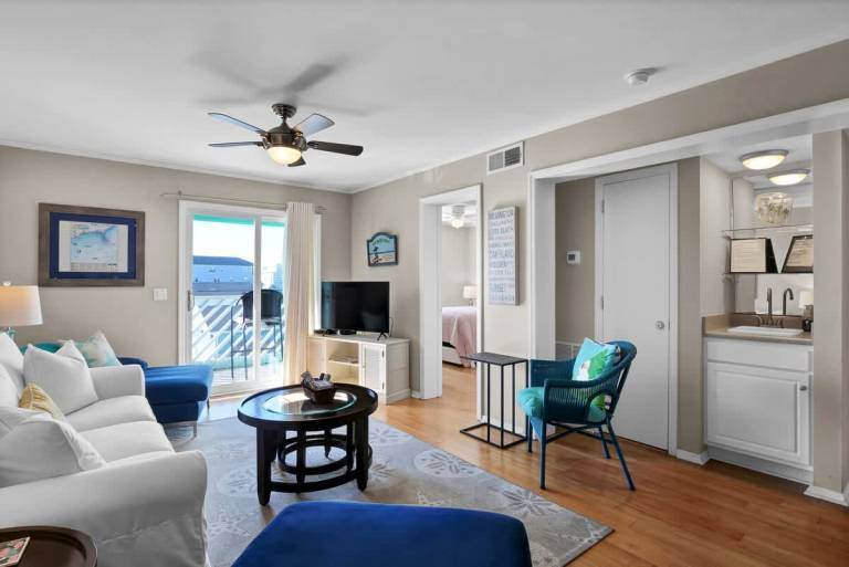 Rental apartment with pool — photo 3